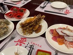 -荣誉国际酒店-云顶旋转餐厅