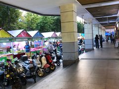 -百联临沂购物中心(临沂路店)