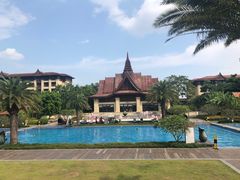 -西双版纳融创皇冠假日度假酒店