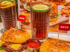 -必胜客(WOW中心城店)