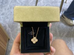 -聚云奢二手奢侈品黄金手表包包回收·中古店(三里屯总店)
