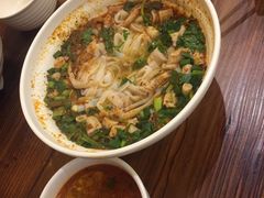 -遵义虾子张六羊肉粉(地王店)