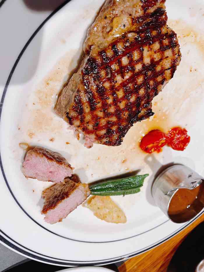 食间牛排(湖西路店)-"vip客户了,经常来,有一次办生日点的菜.