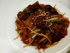 招牌干炒牛河-新大咀港式茶餐厅(宝山万达店)
