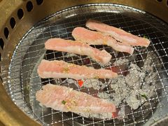 -山川小町·极番烧肉(新地假日广场店)