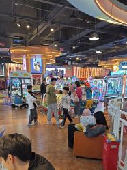-卡通尼乐园(荟聚中心店)