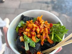 -黑色经典臭豆腐·湖南特产(步行街店)