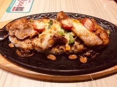 杂菌鸡扒烤饭-卢家妈妈·西餐厨房(卜蜂中心店)