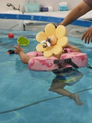 -雏芽婴幼儿游泳·小美医生小儿推拿(西村店)