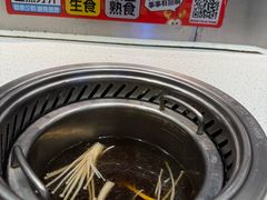 -龍歌自助小火锅(芝罘万达店)
