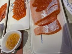 -四海一家自助餐(益田假日广场店)