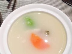 -荣誉国际酒店-云顶旋转餐厅