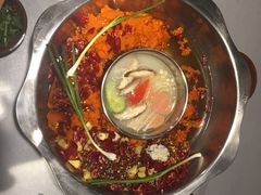 -周幺妹重庆老火锅(银泰城总店)