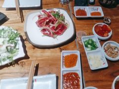 -小花花炭火烤肉·十五年延吉风味(左家庄店)