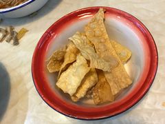 -丽丽三鲜螺蛳粉(田林路店)