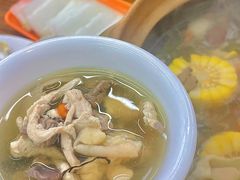 -广味炭炉鸡煲(宝业路分店)
