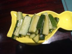 酸甜小黄瓜-八月美食小馆(银泰城总店)