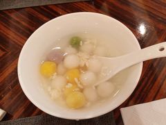 -君来湖滨饭店·玫瑰园