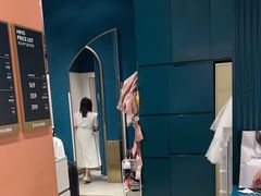-海马体照相馆(北京合生麒麟新天地店)