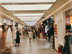 -广州白马服装市场