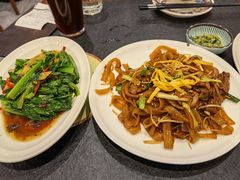 干炒牛河-金翠河烧鹅餐厅(解放碑时代广场店)
