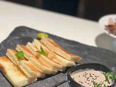 鸭肝酱配面包-四季民福烤鸭店(外滩外白渡桥店)