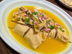 土猪肉百叶结-鱼食饭稻·苏浙土菜17年老馆子(平江路店)