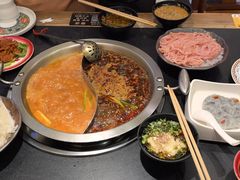 -沸炉重庆老火锅(军事博物馆店)