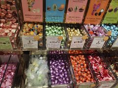 -VENCHI 闻绮(广州太古汇店)