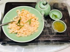 手剥龙井虾仁-知味观(湖滨总店)