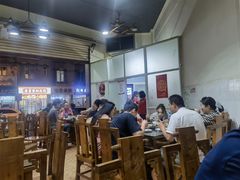 大堂-佘记全家福芋儿鸡(向阳街总店)