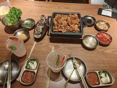 -春熙台韩国料理·章鱼肥牛(西丽店)