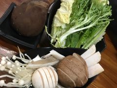 -丽江庭院·云南野生菌·海鲜火锅(鼓楼四合院店)