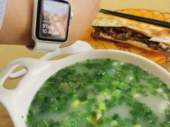 -金诚张妈妈羊汤·驴肉火烧(旧宫佳和园店)