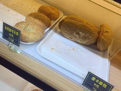 -韩国利尔面包(桂林路店)