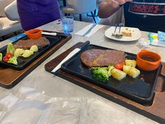 -必胜客(漕宝路店)