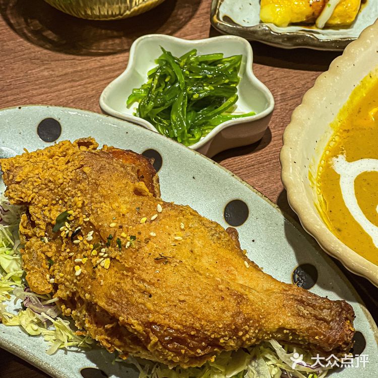 为了这口手枪腿咖喱🍛蛋包饭我能炫一碗