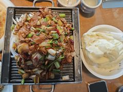 -95号酱骨·一块豆腐(展春园西路店)