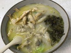 -明呈黄鱼面馆(斜土路店)