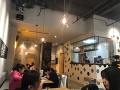 -HELLO 27 意面·沙拉·帕尼尼