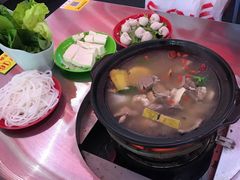 -蚝羊氣惠来羊肉火锅·高压锅生蚝