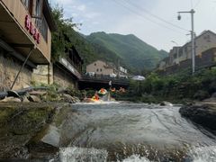 -藏龙百瀑漂流
