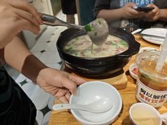 -潮粥荟·潮汕砂锅粥(朝阳大悦城店)