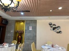 -鹿鸣酒家(越秀店)