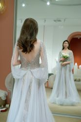 -派丽莫Pellimo原创设计婚纱品牌