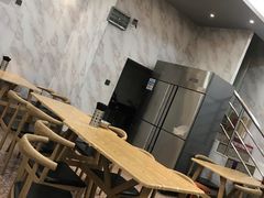 -白翔甜食店