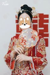 -艾米丽婚纱礼服