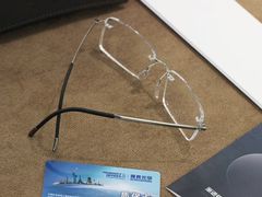 -目艮眼镜SHOWROOM(品牌集合店)