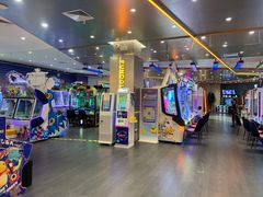 -反斗乐园π·电玩·高空拓展·蹦床(龙华天虹店)
