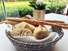 餐前包-福楼法餐厅FLO